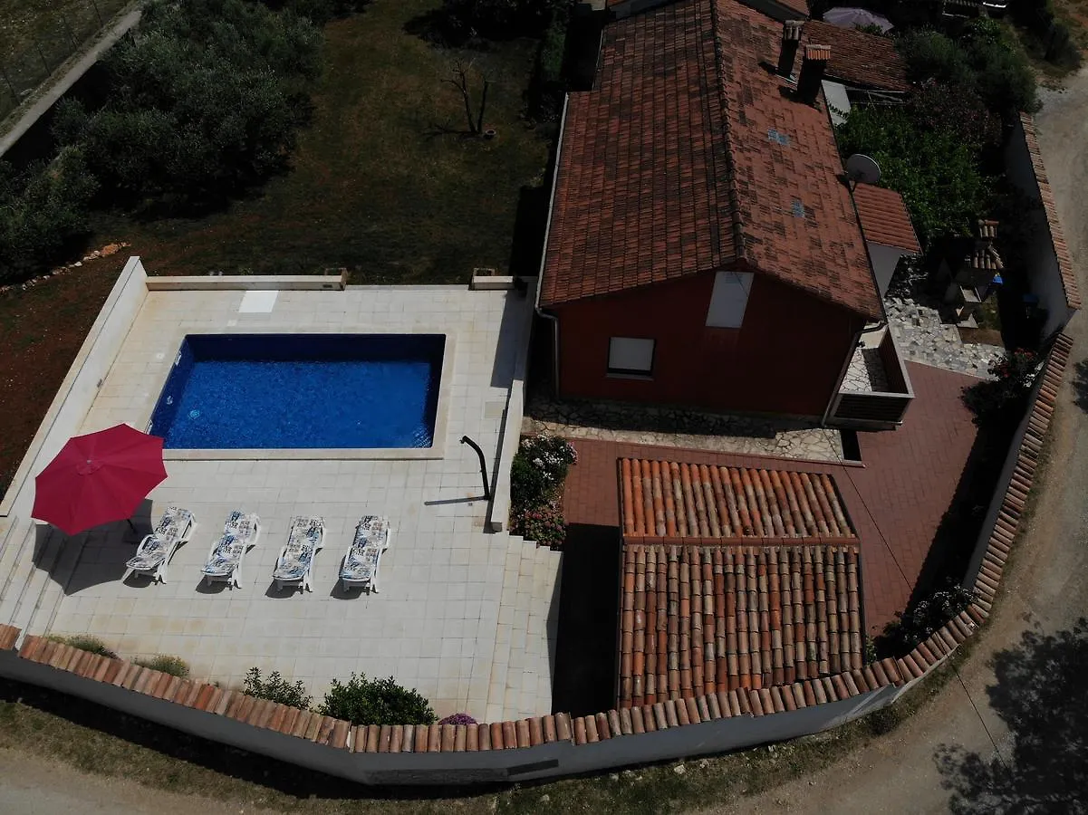 Apartments Villa Sabina Pula 0*,